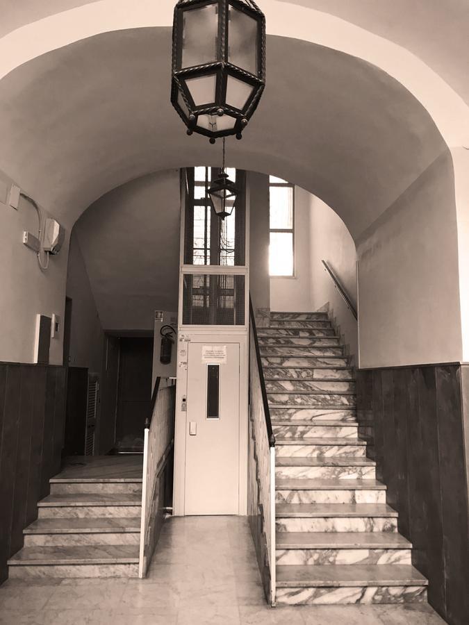 לינה וארוחת בוקר נאפולי Casa Fedora מראה חיצוני תמונה