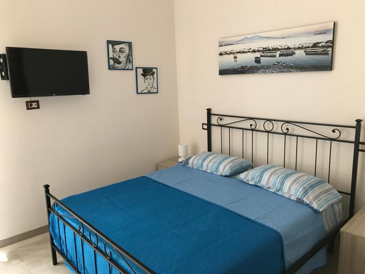 לינה וארוחת בוקר נאפולי Casa Fedora מראה חיצוני תמונה